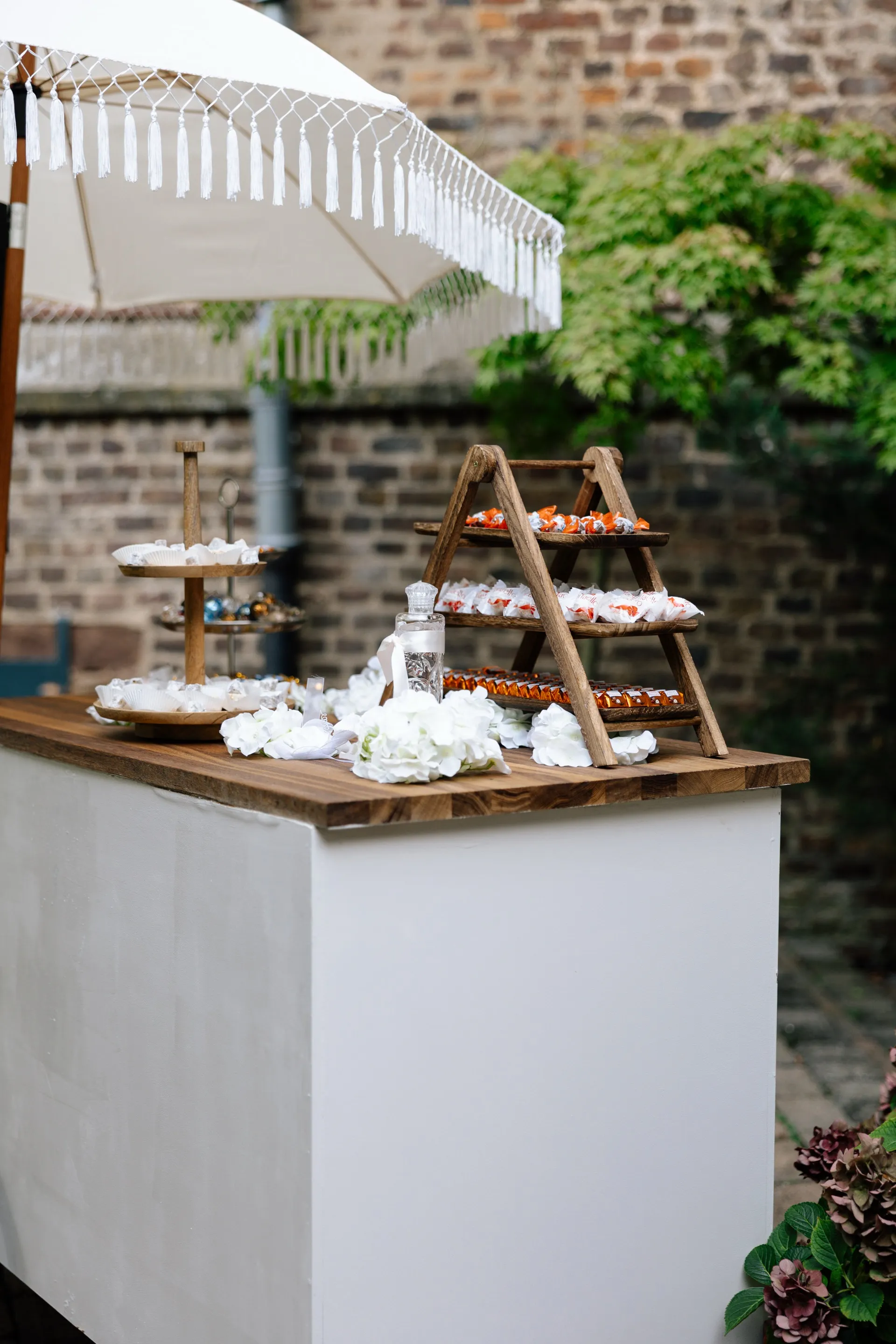 OLEA Hochzeit — Festlich geschmückter Saal